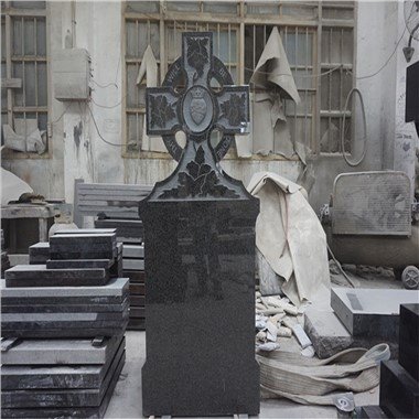 Kruis grafstenen monumenten