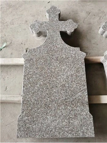 Roze grafstenen en monumenten